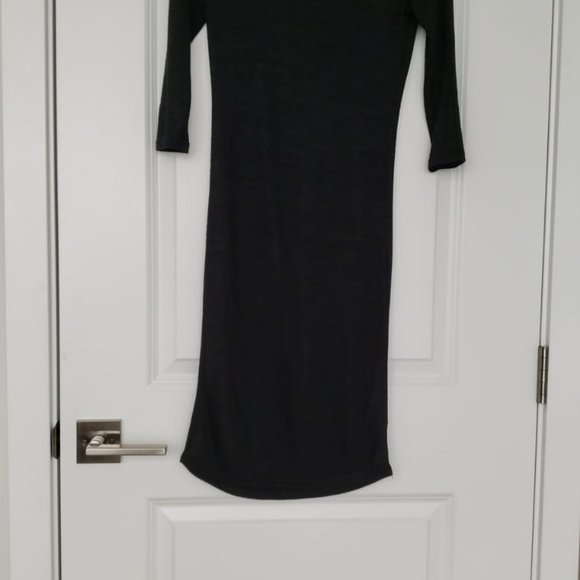 BLACK V - NECK DRESS - Picture 3 of 3